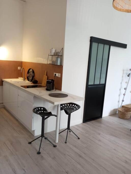 L'Edredon De Josephine Apartment Montcuq ภายนอก รูปภาพ